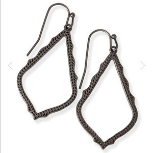 Sophia Drop Earrings in Gunmetal
